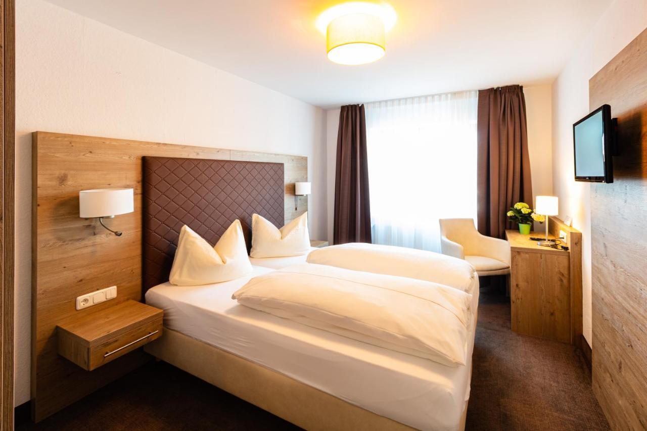 Hotel Gasthof Neuwirt Holzkirchen  Kültér fotó